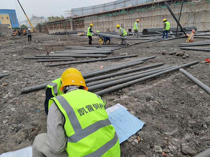 海西螺栓球网架结构