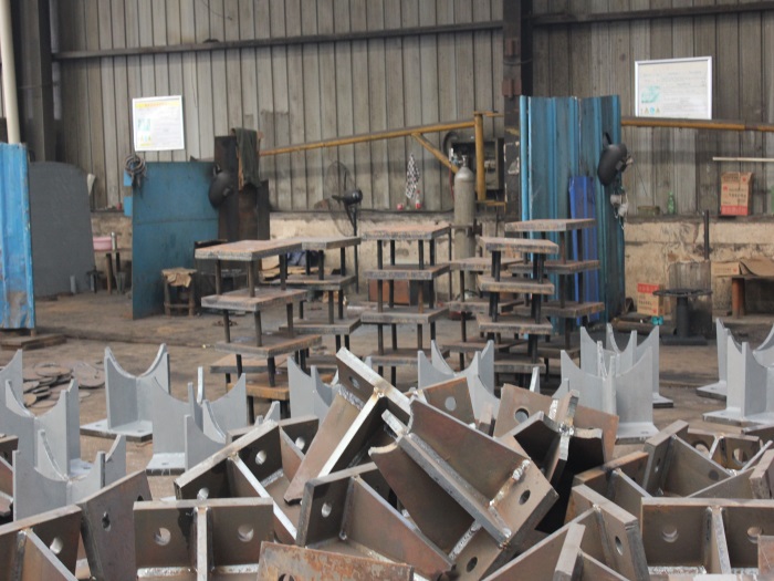 海西螺栓球支座